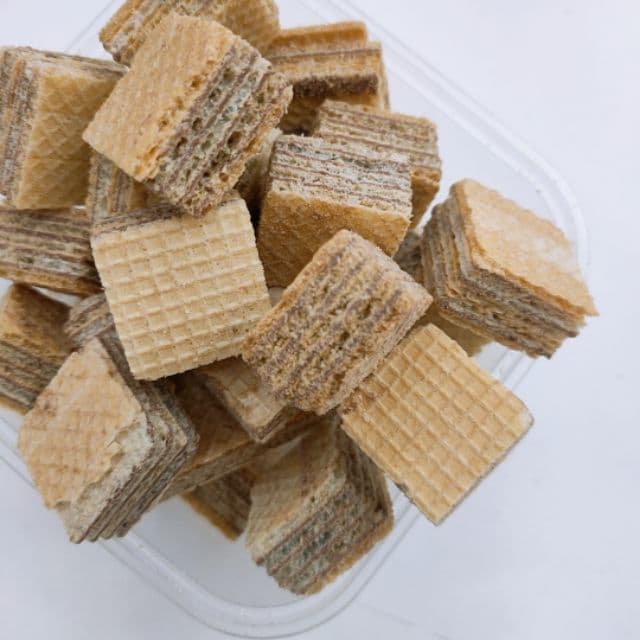 Chocolate Wafer Cube